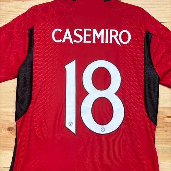 Manchester United Jersey Mens Large Red Casemiro Slim Fit Adidas Soccer - Picture 14 of 15